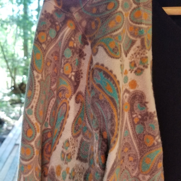 Zip Shirt & Button Sweater Merona Large Flower Pattern Banana republic Top Black - Picture 4 of 12